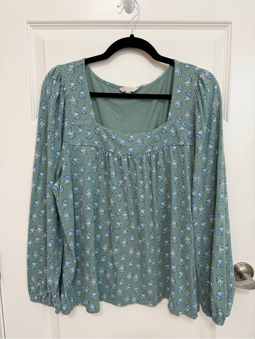 Lucky Brand Women's XL Soft Casual Floral Long Sleeve Peasant Blouse Sage Green